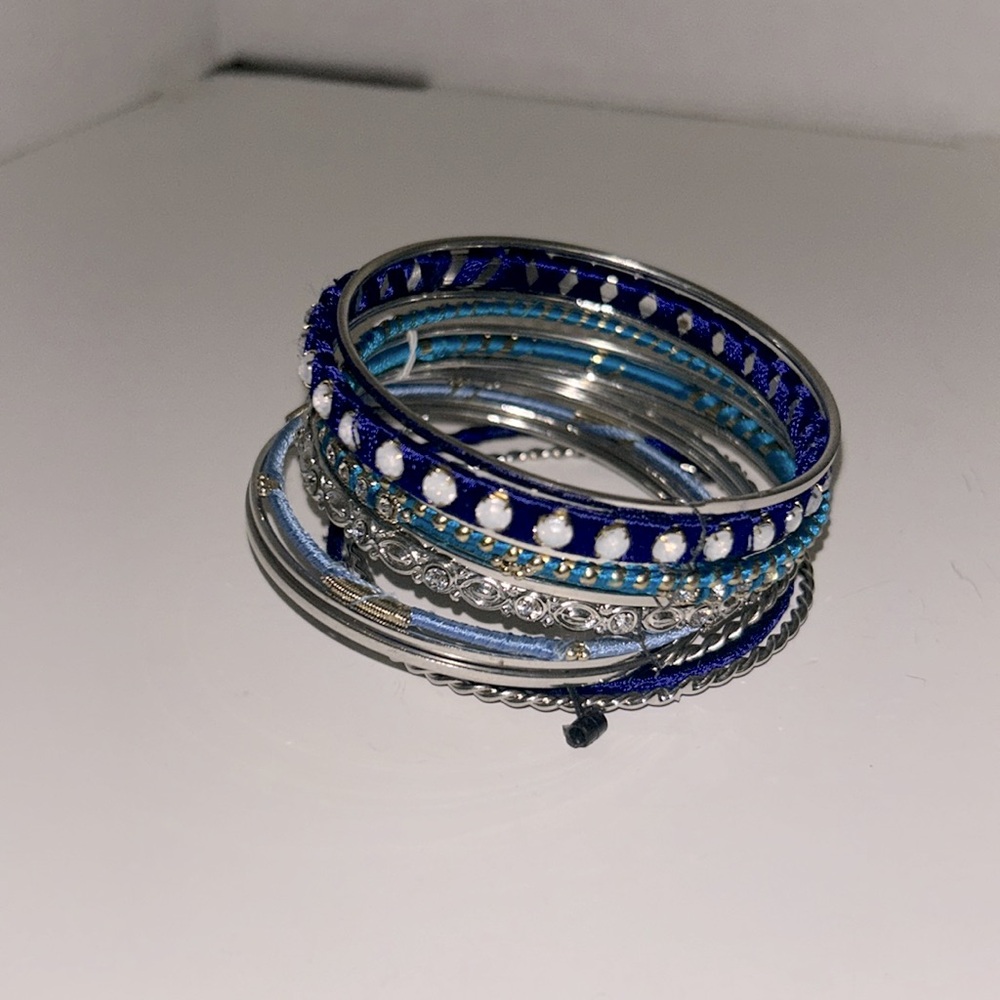 New York & Company stackable bracelets blue silver tone nwt